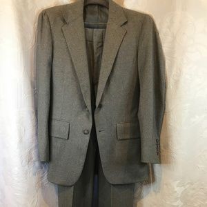 Men’s Gray Suit Jacket & Pants wool custom tailored inseam 29.4” W30”